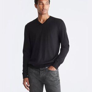 Calvin Klein Men's Large Lightweight Merino Wool Blend V-Neck Sweater Black
